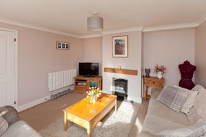 Sitting Room - click for photo gallery